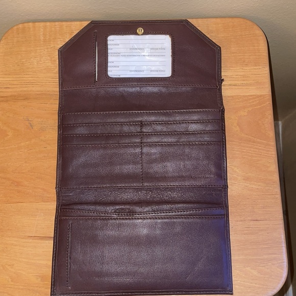 Brown Faux Leather Wallet EUC - Picture 3 of 4